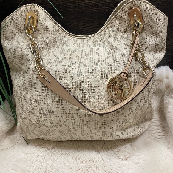 Michael Kors bag - Picture 2 of 8